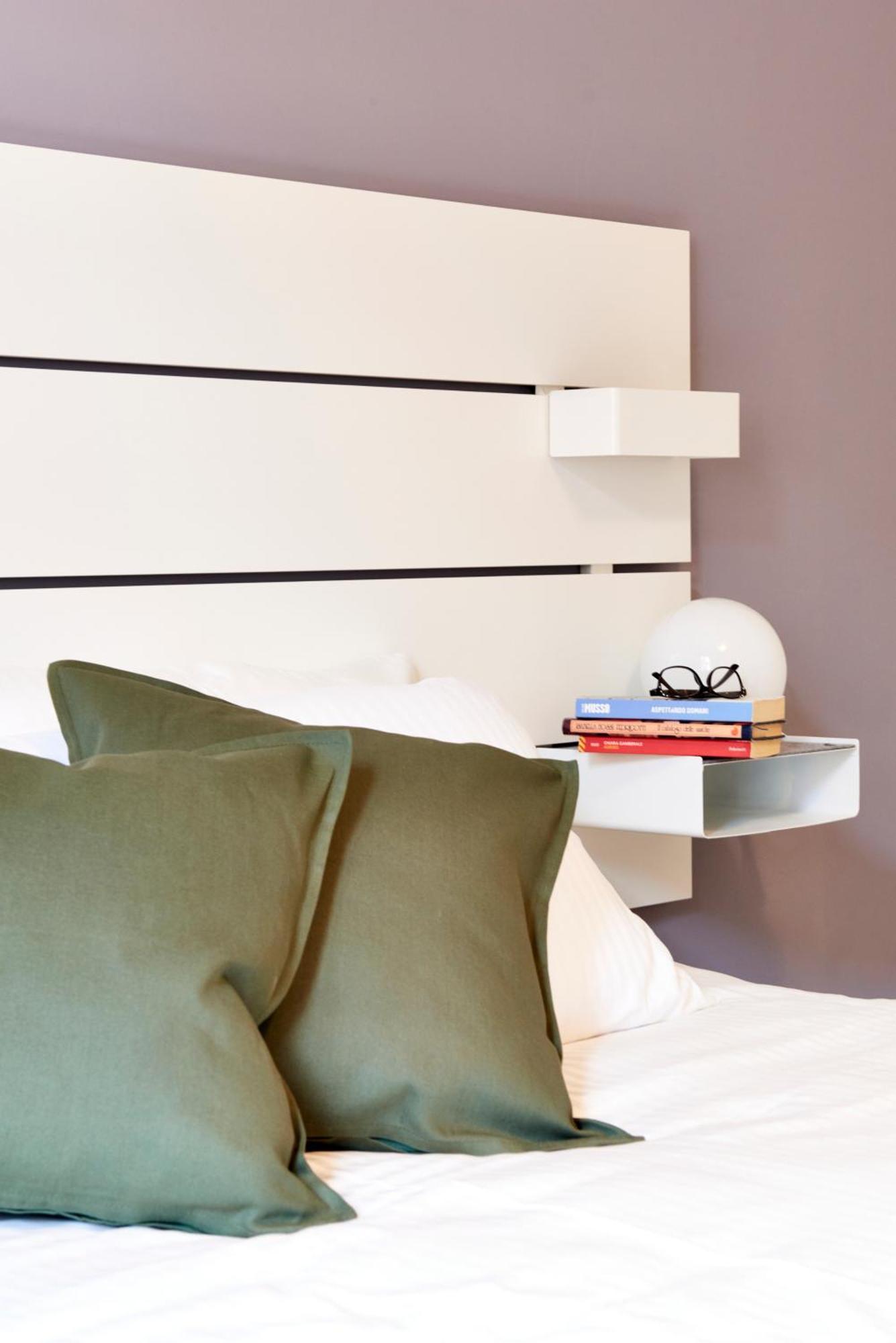 Couette-café Vega Ribbon Milan